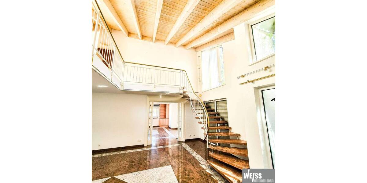 Etagenwohnung Höchberg - 5 Zimmer, 219 m&sup2;, 2.120&euro; | Angebot:26799113