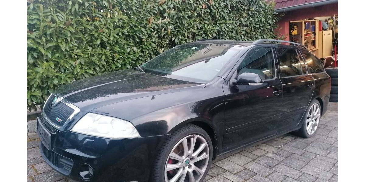 Skoda Octavia 326.000 km 1.850 &euro; Mainstockheim 97320