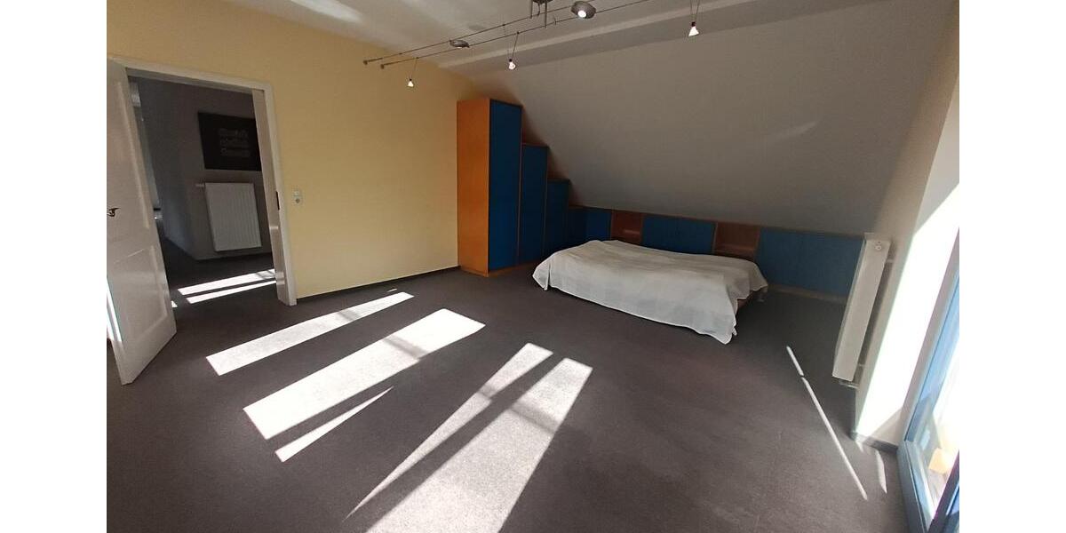 Einfamilienhaus Kleinlangheim - 4.5 Zimmer, 166 m&sup2;, 630.000&euro; | Angebot:26038914