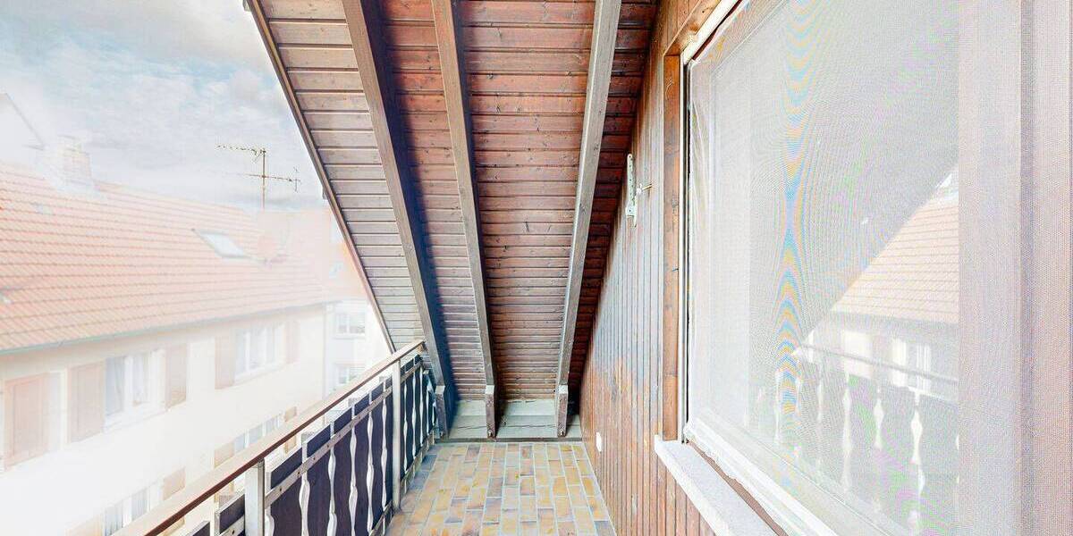 Mehrfamilienhaus, Wohnhaus Winterhausen - 6 Zimmer, 171 m&sup2;, 390.000&euro; | Angebot:25997015