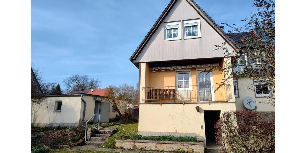 Doppelhaushälfte Giebelstadt - 6 Zimmer, 144 m&sup2;, 295.000&euro; | Angebot:26762801