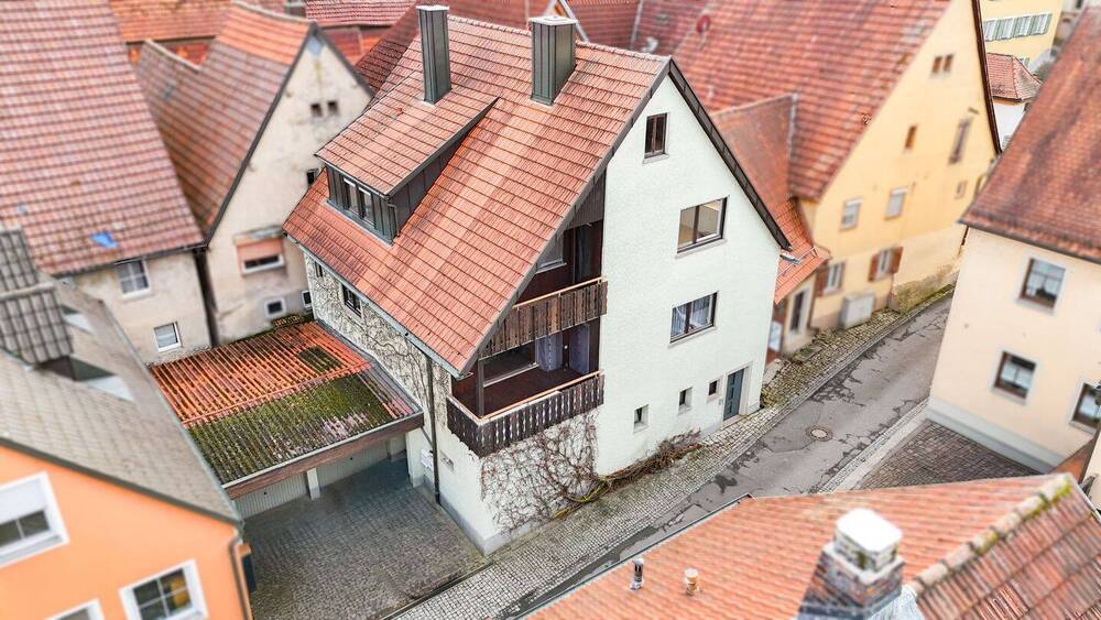 Mehrfamilienhaus, Wohnhaus Winterhausen - 6 Zimmer, 171 m&sup2;, 390.000&euro; | Angebot:25997015