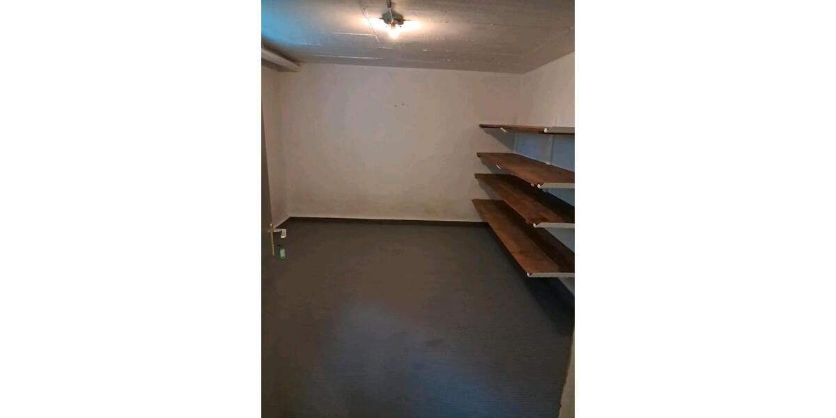 Einfamilienhaus Margetshöchheim - 8 Zimmer, 150 m&sup2;, 580.000&euro; | Angebot:25807340