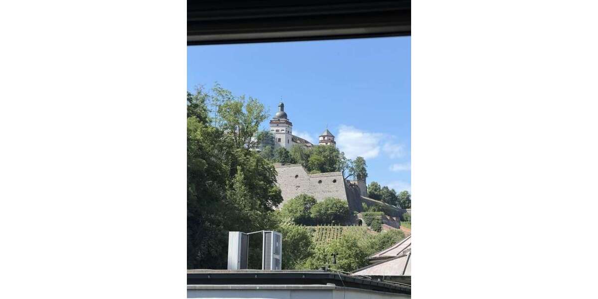 Etagenwohnung Würzburg Dürrbachau - 4 Zimmer, 120 m&sup2;, 1.550&euro; | Angebot:26871840