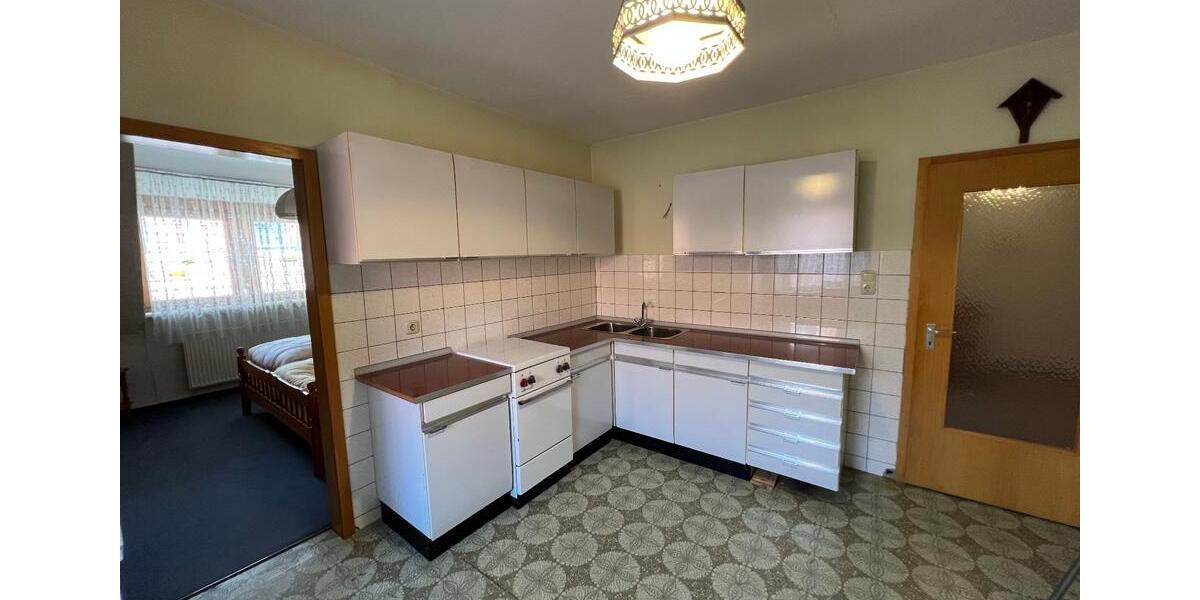 Mehrfamilienhaus, Wohnhaus Dettelbach - 8 Zimmer, 191 m&sup2;, 199.000&euro; | Angebot:26991778