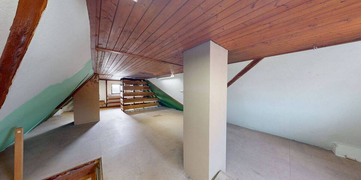 Mehrfamilienhaus, Wohnhaus Zellingen - 6 Zimmer, 166 m&sup2;, 390.000&euro; | Angebot:26204205