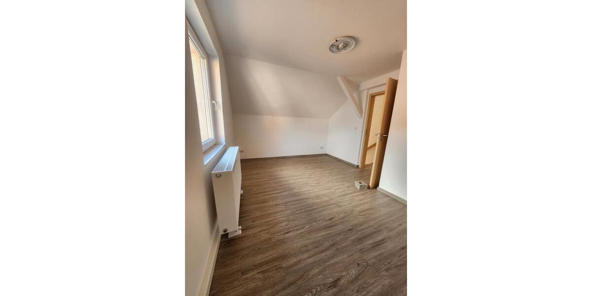 Etagenwohnung Wittighausen - 5 Zimmer, 108 m&sup2;, 950&euro; | Angebot:26676229