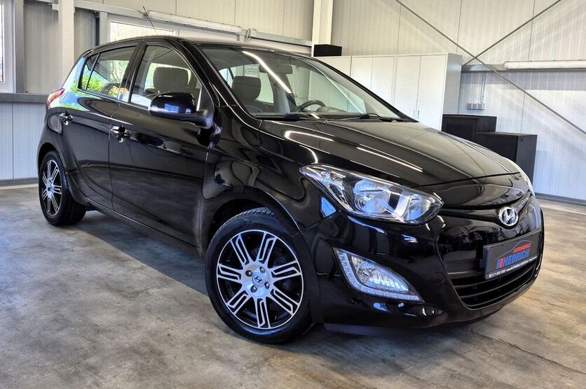 i20