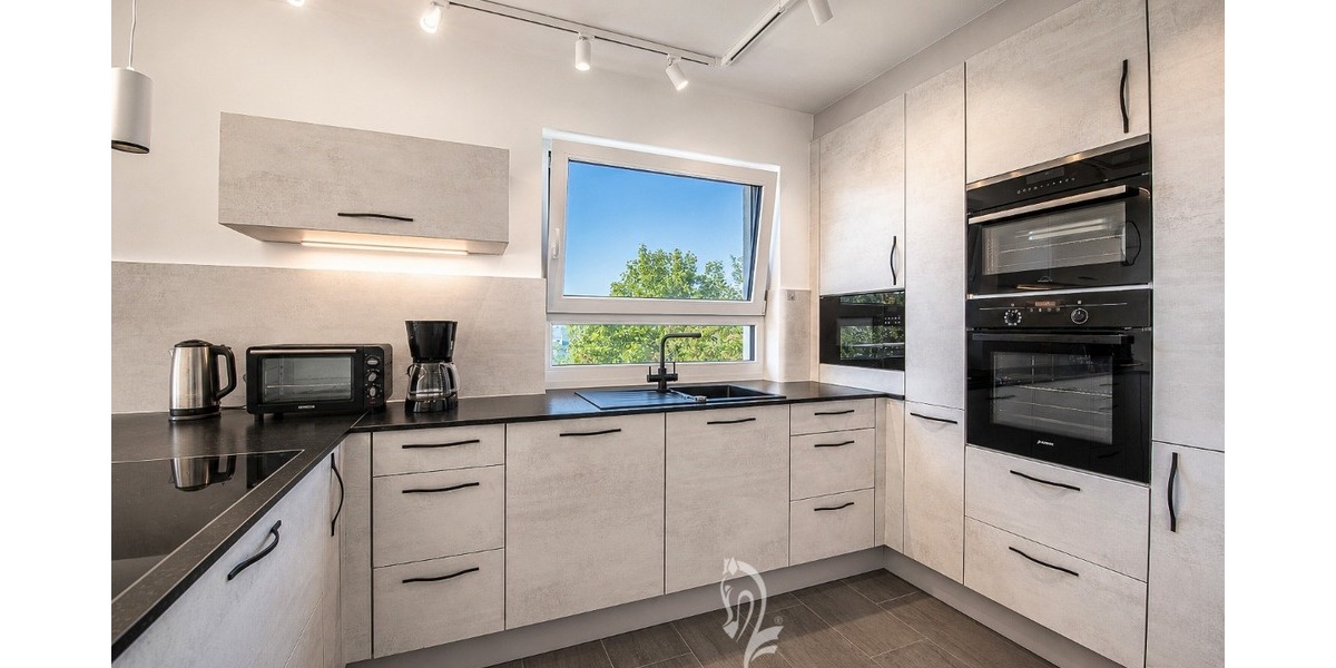 Exklusive 4-Zimmer-Wohnung mit großzügiger Terrasse in hochwertiger Ausstattung - Erdgeschoßwohnung Höchberg | Angebot:27224910
