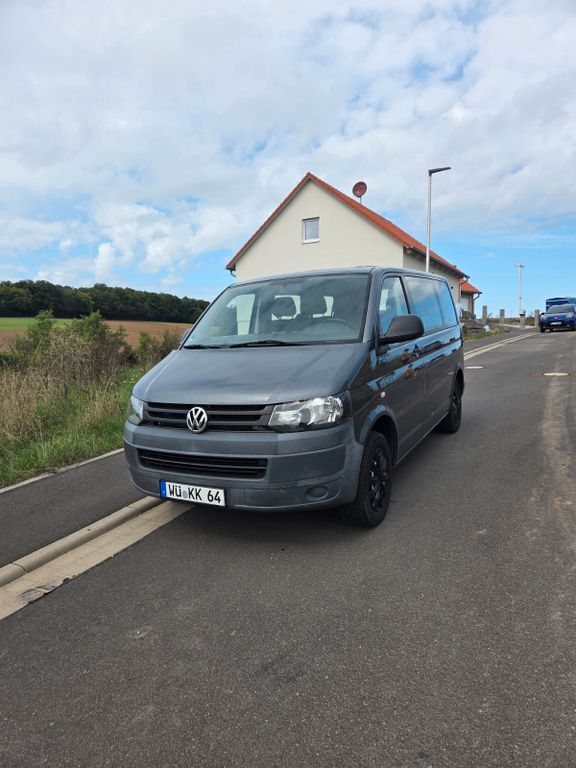 VW T5 Caravelle 285.600 km 14.000 € Zellingen 97225