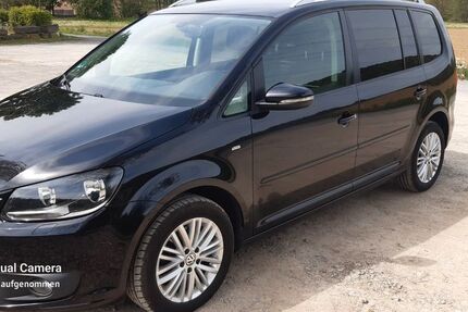 VW Touran 191.000 km 9.900 &euro; Eußenheim 97776