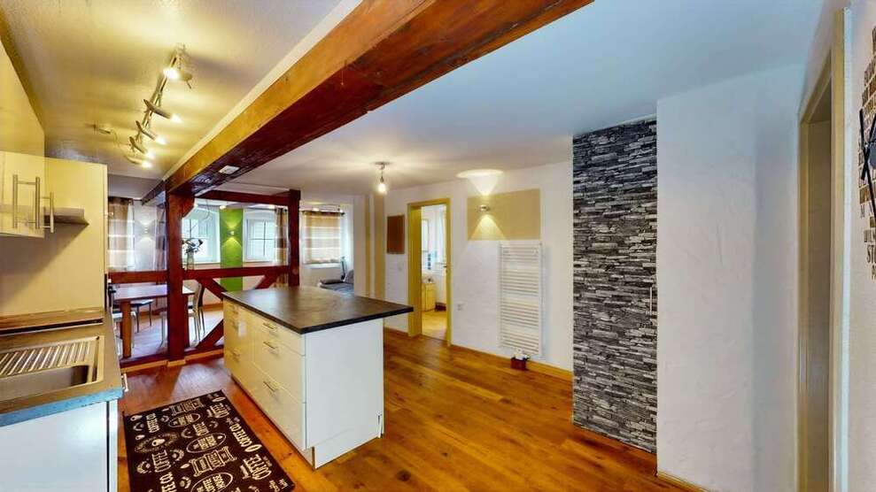 Haus zum Kaufen in Kitzingen 449.000 € 196 m²