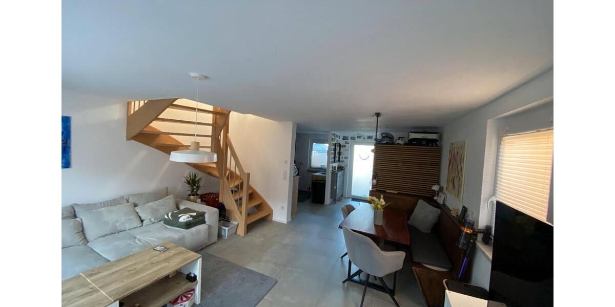 Mehrfamilienhaus, Wohnhaus Albertshofen - 10 Zimmer, 236 m&sup2;, 595.000&euro; | Angebot:26385831