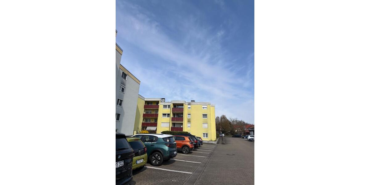 Hochparterre Kitzingen - 4 Zimmer, 94 m&sup2;, 220.000&euro; | Angebot:27133433