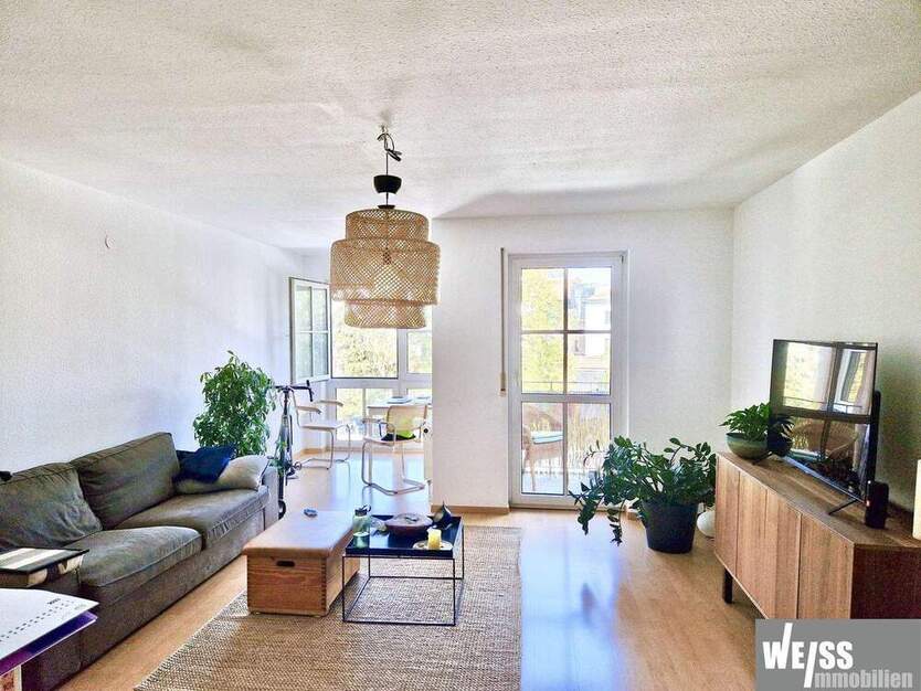 Zentrale 2 Zimmer-Wohnung mit Loggia und Tiefgaragen-Stellplatz 2 zimmer