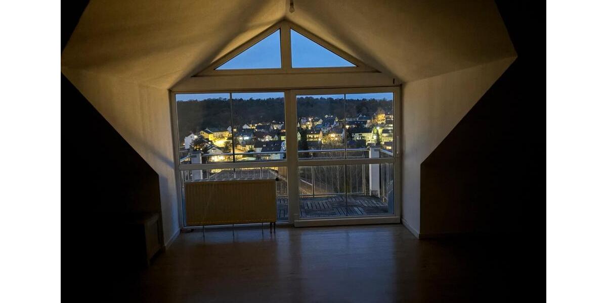 Dachgeschoßwohnung Veitshöchheim - 1 Zimmer, 44 m&sup2;, 500&euro; | Angebot:26255334