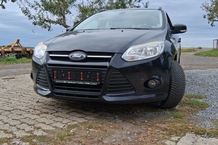 Ford Focus 127.500 km 3.000 € Würzburg 97074