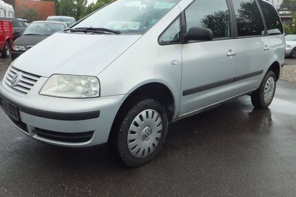 VW Sharan 247.000 km 950 € Würzburg 97076