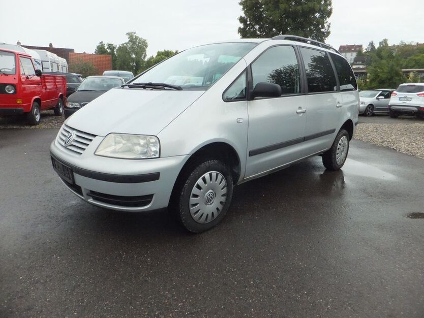VW Sharan 247.000 km 950 € Würzburg 97076
