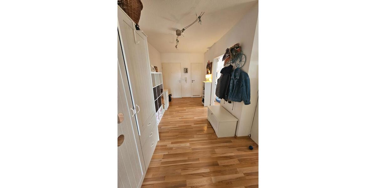 Etagenwohnung Waldbüttelbrunn - 2 Zimmer, 65 m&sup2;, 210.000&euro; | Angebot:26566899