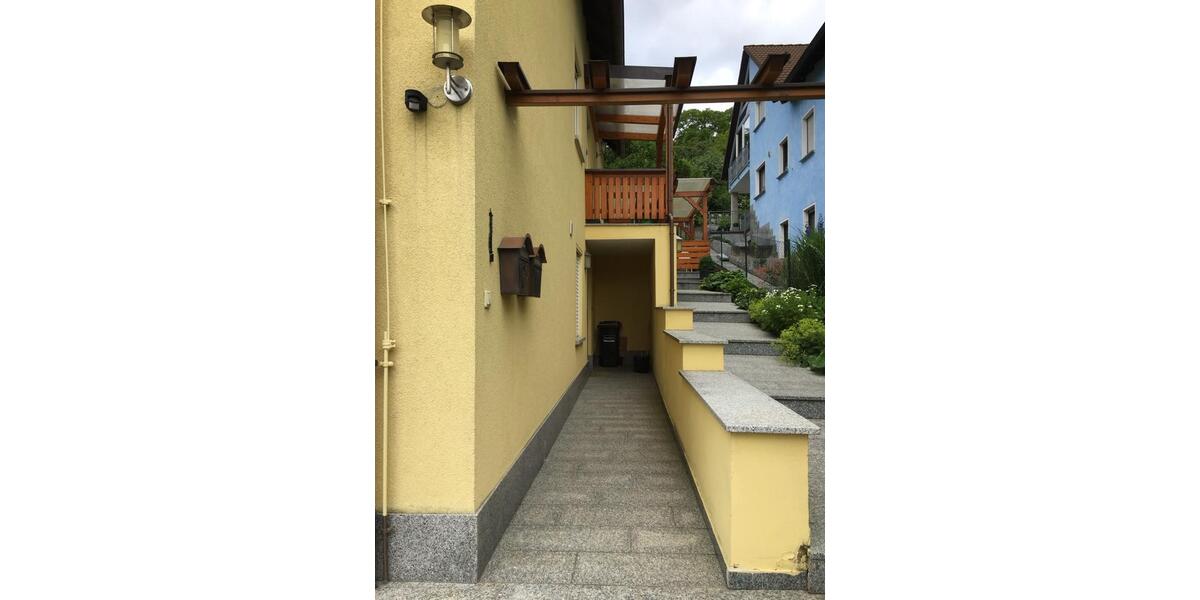 Mehrfamilienhaus, Wohnhaus Theilheim - 10 Zimmer, 220 m&sup2;, 540.000&euro; | Angebot:26704507