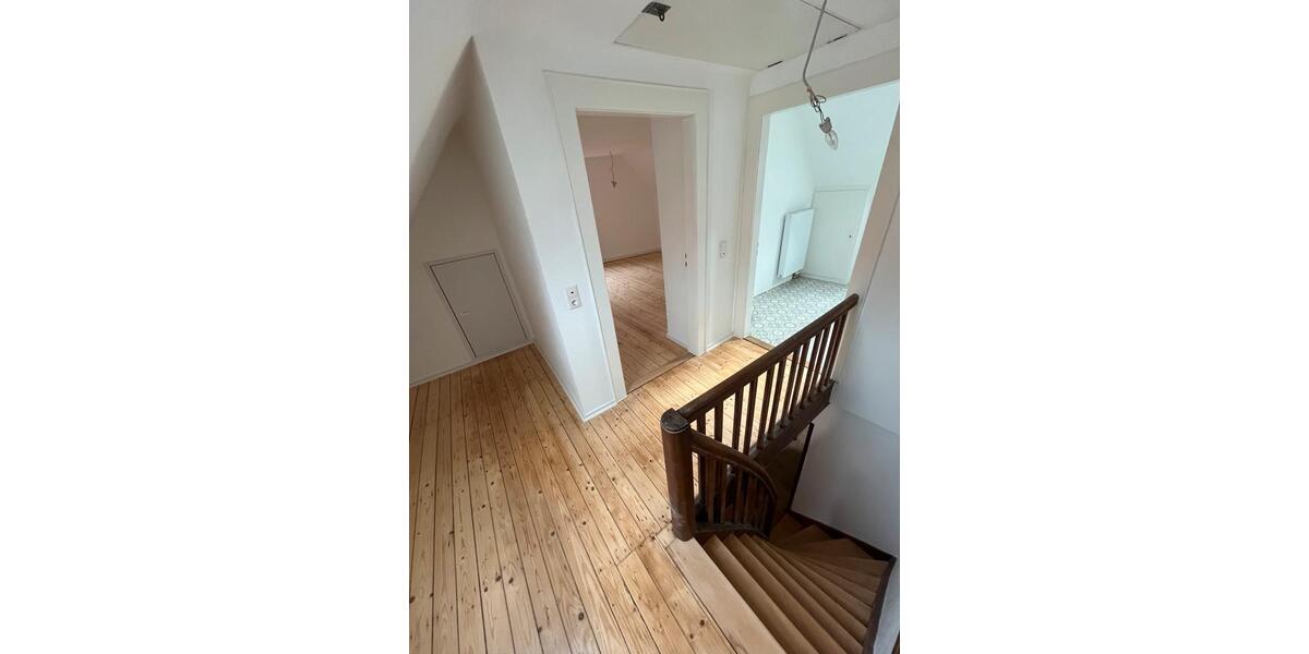 Einfamilienhaus Würzburg Lindleinsmühle - 4 Zimmer, 125 m&sup2;, 1.300&euro; | Angebot:25046982