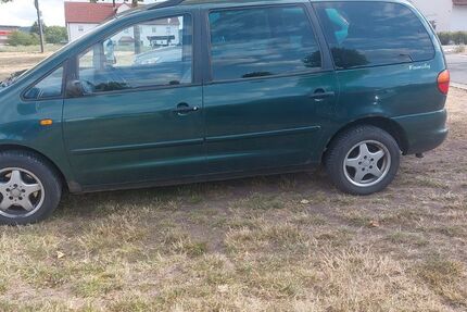 VW Sharan 170.000 km 3.500 &euro; Oberickelsheim 97258