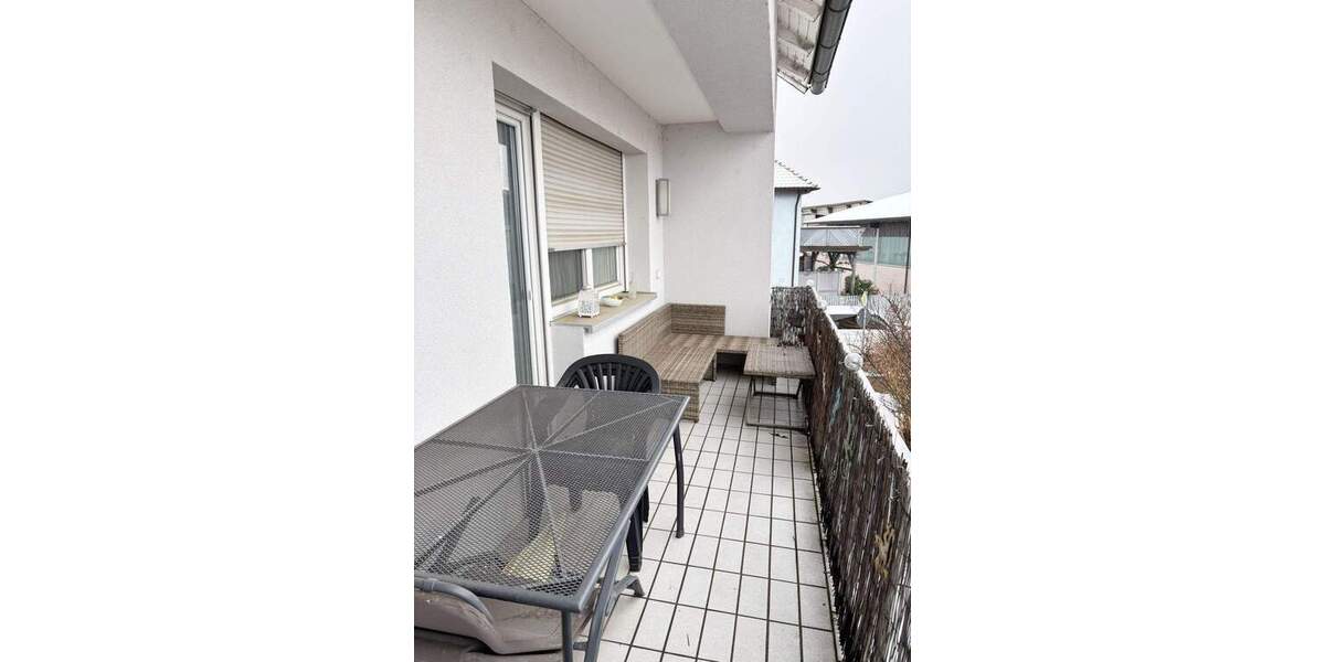 Etagenwohnung Volkach - 4 Zimmer, 98 m&sup2;, 900&euro; | Angebot:26853119