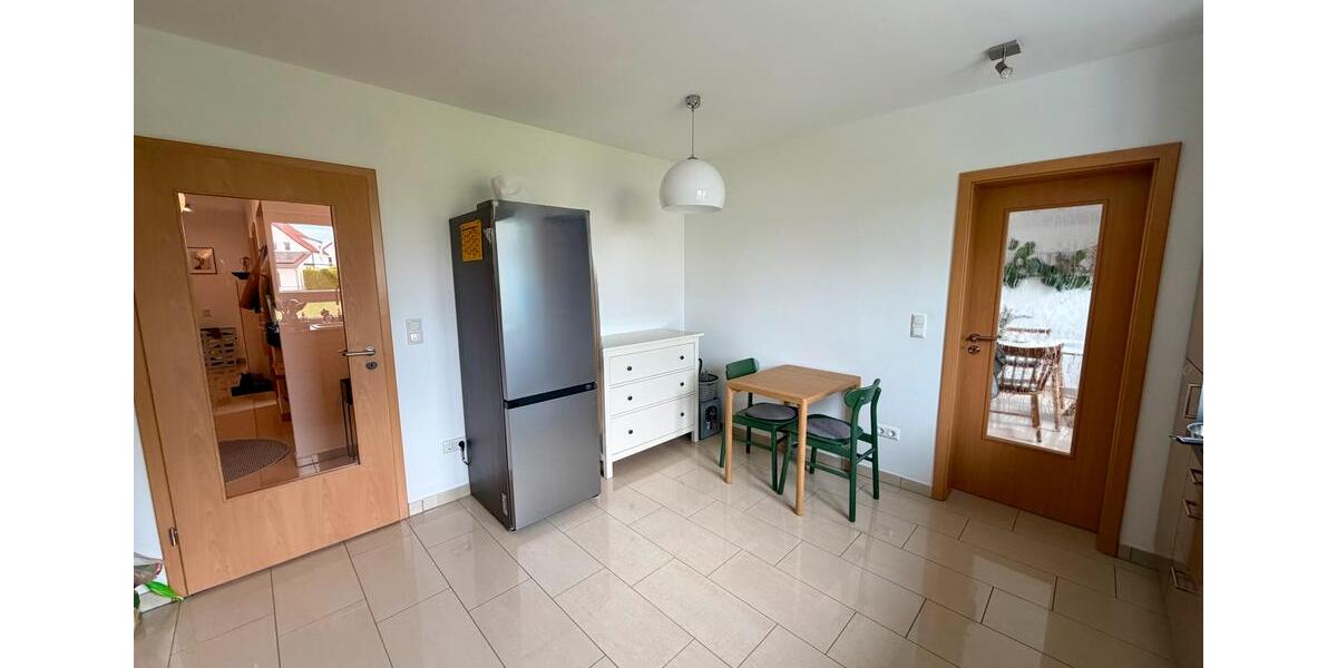 Erdgeschoßwohnung Gerbrunn - 4 Zimmer, 136 m&sup2;, 1.450&euro; | Angebot:26566782