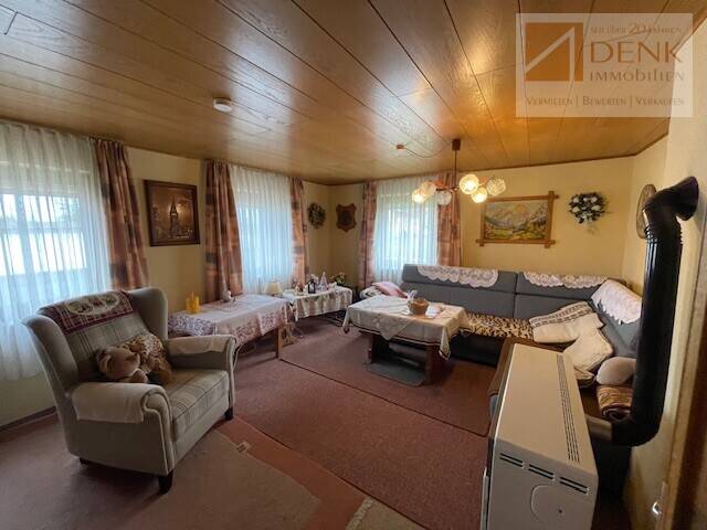 Einfamilienhaus Kitzingen - 5 Zimmer, 96 m&sup2;, 249.000&euro; | Angebot:26629610