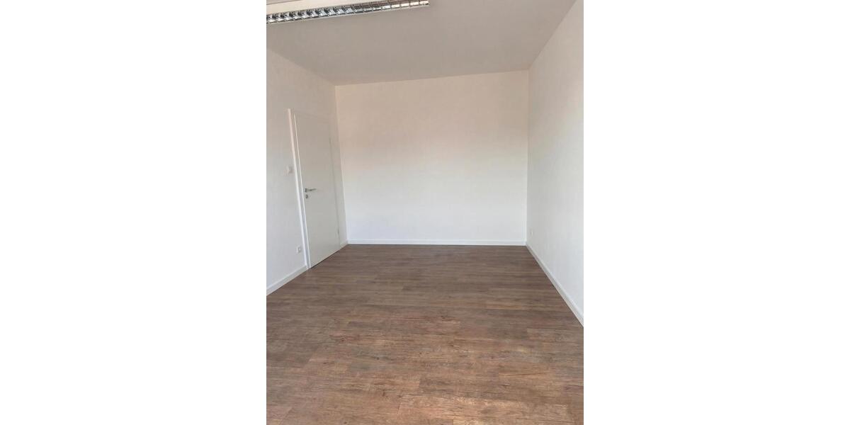 Etagenwohnung Würzburg - 5 Zimmer, 168 m&sup2;, 1.820&euro; | Angebot:26531530