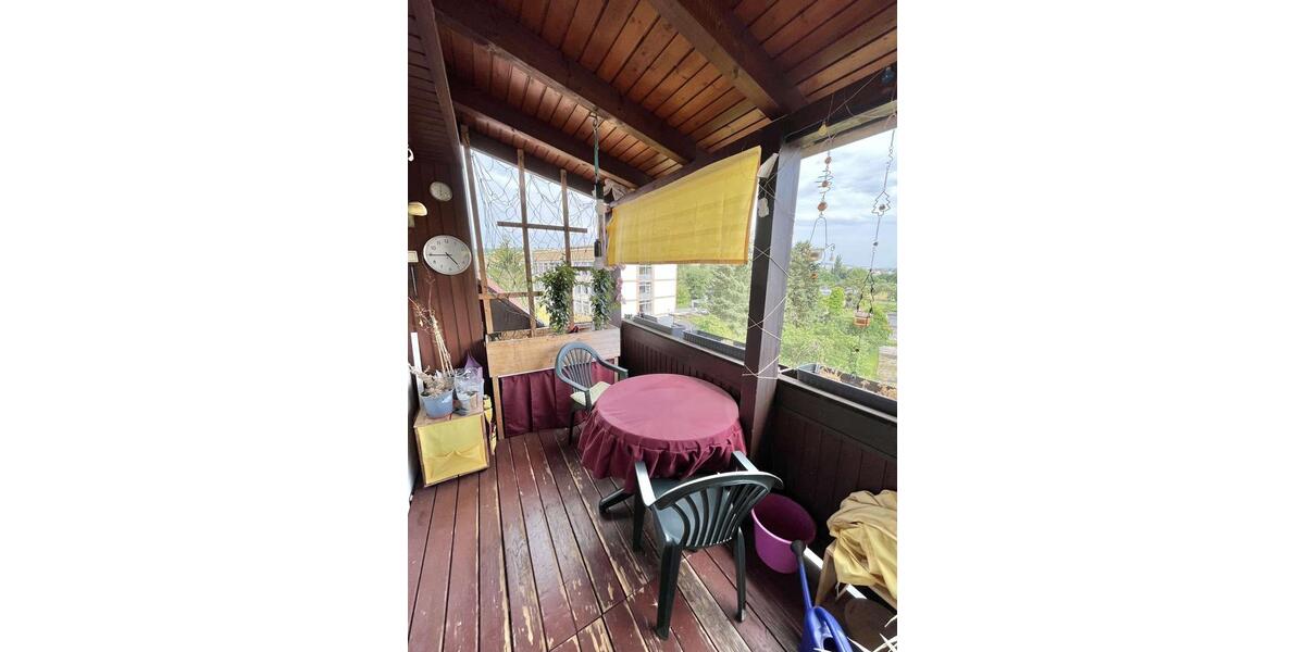 Dachgeschoßwohnung Tauberbischofsheim - 5 Zimmer, 119 m&sup2;, 900&euro; | Angebot:25056372