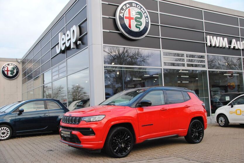 Jeep Compass 122.800 km 22.990 € Würzburg 97076