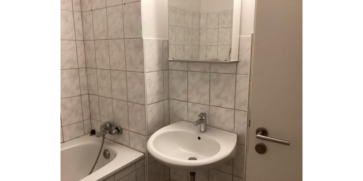 Für Handwerkerinnen 3 Zimmerwohnung mit Balkon! 3 zimmer