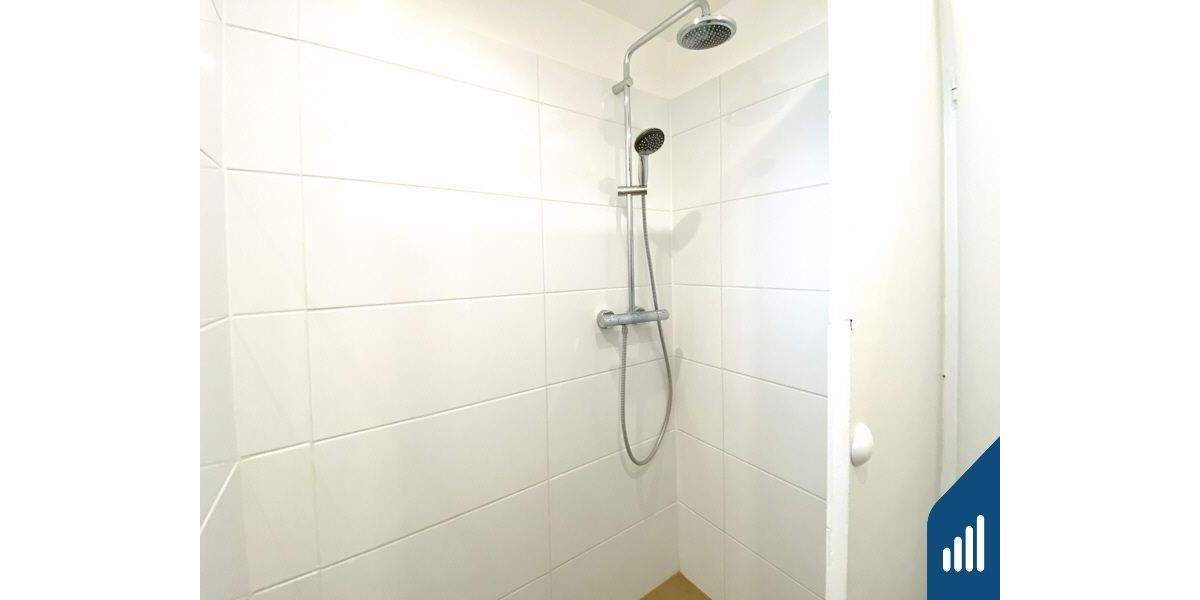 Etagenwohnung Würzburg Sanderau - 1 Zimmer, 10 m&sup2;, 185&euro; | Angebot:24763877