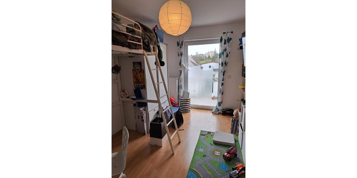 Reihenhaus Würzburg Lengfeld - 7 Zimmer, 146 m&sup2;, 1.750&euro; | Angebot:26368919