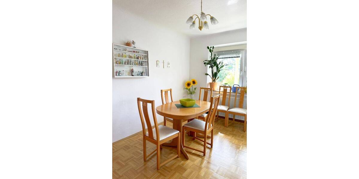 Mehrfamilienhaus, Wohnhaus Höchberg - 6 Zimmer, 100 m&sup2;, 345.000&euro; | Angebot:25666620