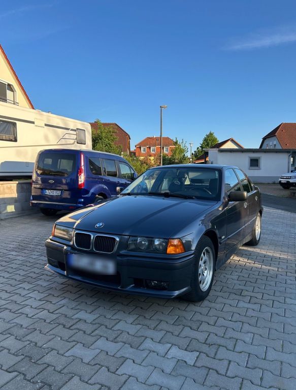 BMW 320 172.000 km 4.500 € Großlangheim 97320