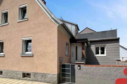 Haus Waldbüttelbrunn - 6 Zimmer, 125 m&sup2;, 260.000&euro; | Angebot:27133572