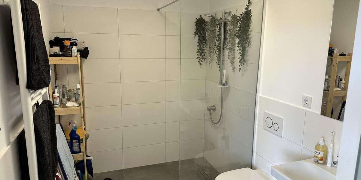 Etagenwohnung Würzburg Grombühl - 1 Zimmer, 30 m&sup2;, 670&euro; | Angebot:25273822