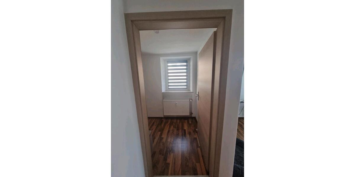 Mehrfamilienhaus, Wohnhaus Giebelstadt - 3 Zimmer, 64 m&sup2;, 900&euro; | Angebot:27617171