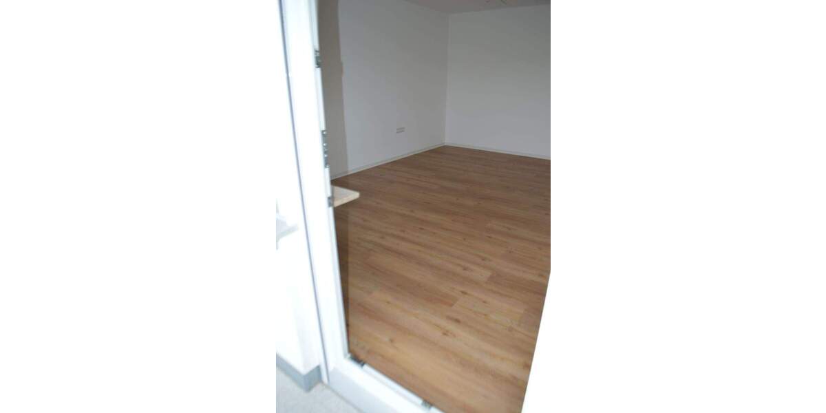 Etagenwohnung Margetshöchheim - 3 Zimmer, 80 m&sup2;, 1.045&euro; | Angebot:26641645