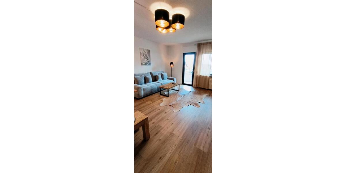 Hochparterre Waldbrunn - 3 Zimmer, 72 m&sup2;, 229.000&euro; | Angebot:26828989