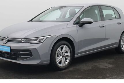 VW Golf 7.500 km 26.220 € Würzburg 97076