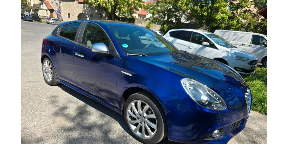 Alfa Romeo Giulietta 125.000 km 6.500 &euro; Randersacker 97236