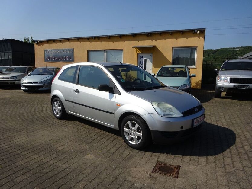 Ford Fiesta 180.000 km 1.999 € Würzburg 97084