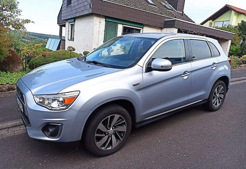 Mitsubishi ASX 124.600 km 8.900 € Erlenbach 97837