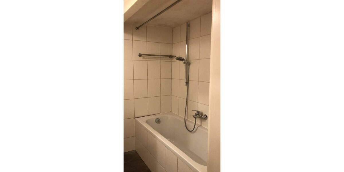 Einfamilienhaus Würzburg Heidingsfeld - 4 Zimmer, 100 m&sup2;, 239.000&euro; | Angebot:25865094