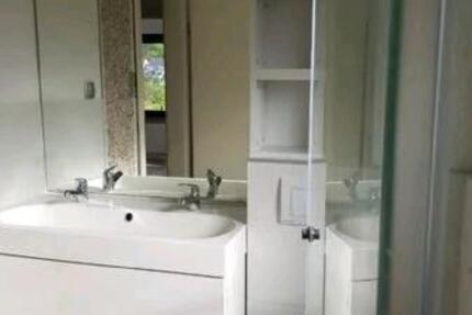 WG Zimmer für eine Studentin frei 1 zimmer