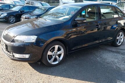 Skoda Rapid 166.500 km 8.250 &euro; Würzburg 97082